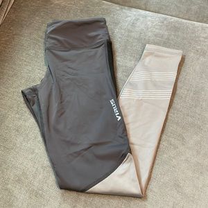 Virus Compression Leggings